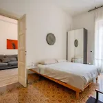 Zaum House, Quartiere Umbertino. 120 Mq