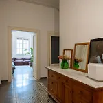 Zaum House, Quartiere Umbertino. 120 Mq 아파트 *