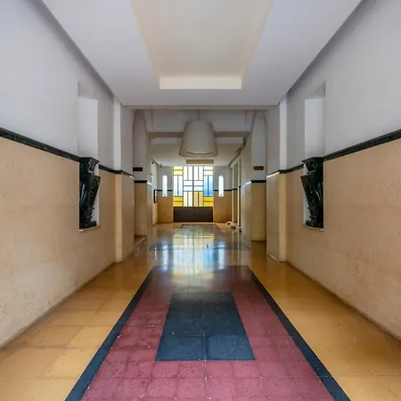 Zaum House, Quartiere Umbertino. 120 Mq * Bari