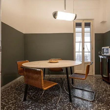 Zaum House, Quartiere Umbertino. 120 Mq 公寓 巴里